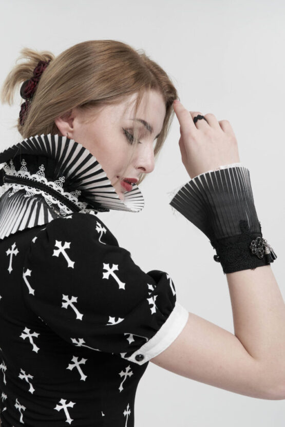 AS125 - Black and White Ruffle Cuffs -XS-L