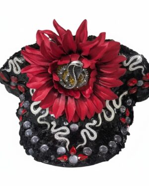 69608 - Sequined floral embellished cap with Red flower and snake
